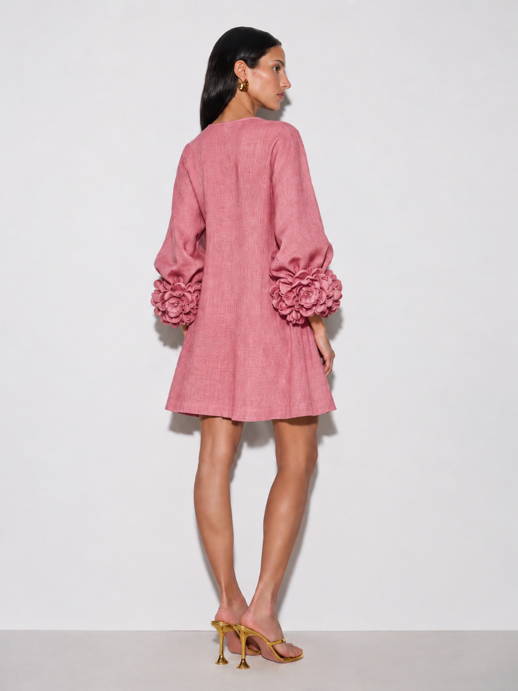 Bruna | Vestido Mini de Mezcla de Lino con Puños Anudados