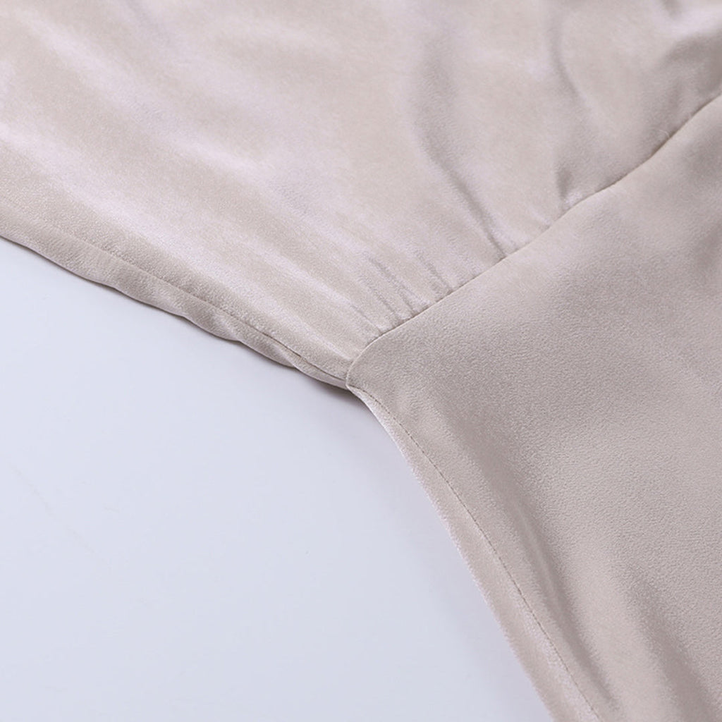 La Scintilla | Elegant Dress with Victoria Neckline