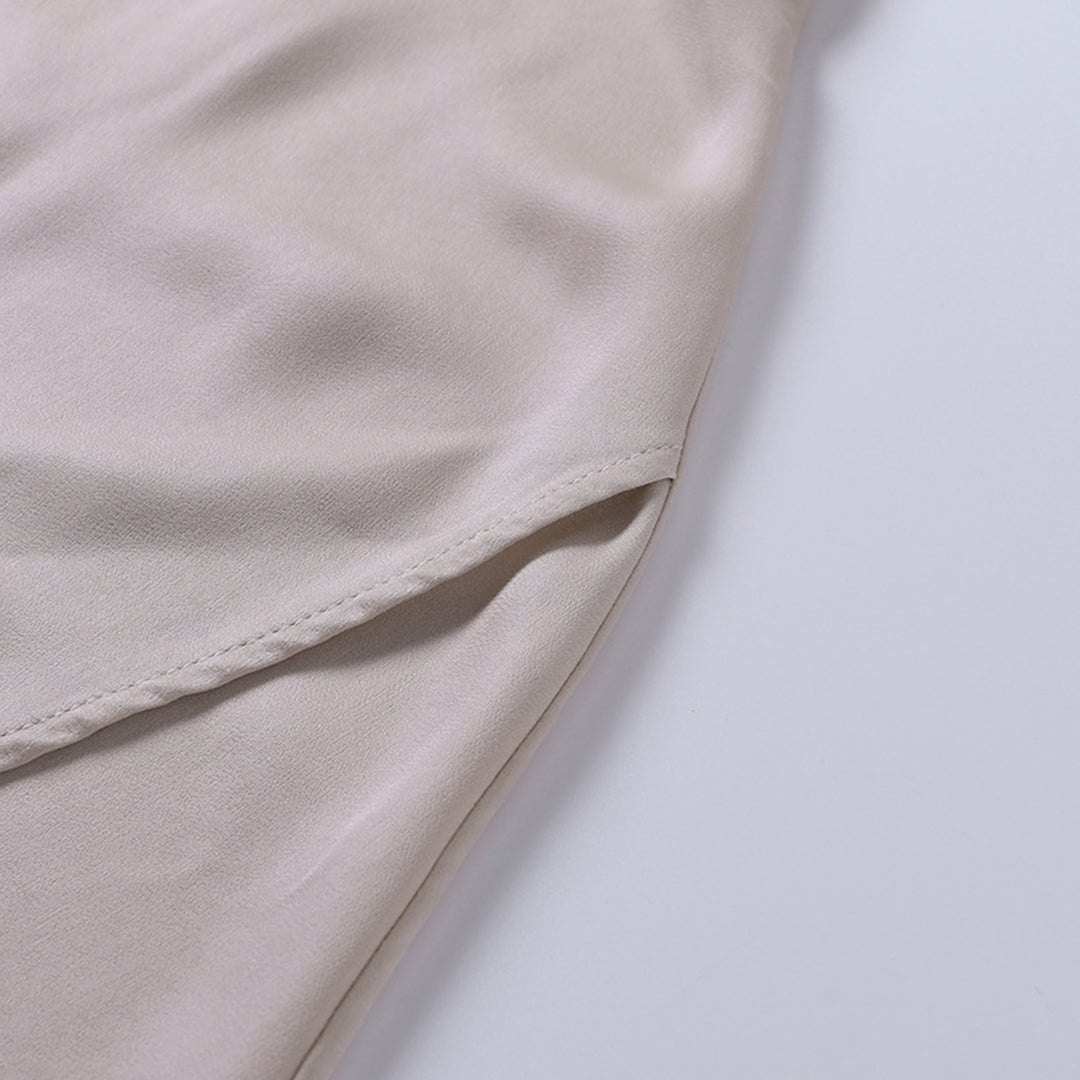 La Scintilla | Elegant Dress with Victoria Neckline