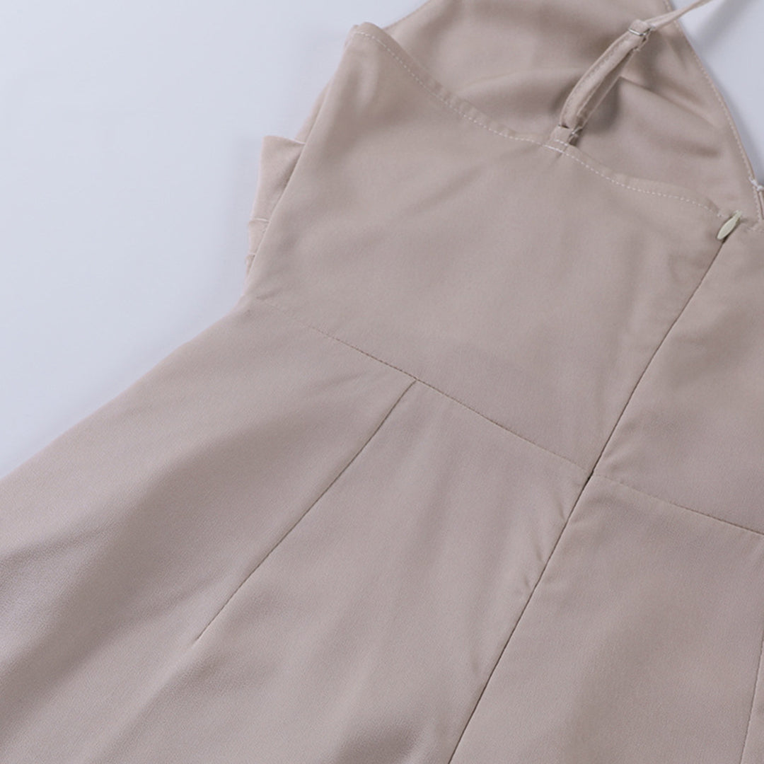 La Scintilla | Elegant Dress with Victoria Neckline
