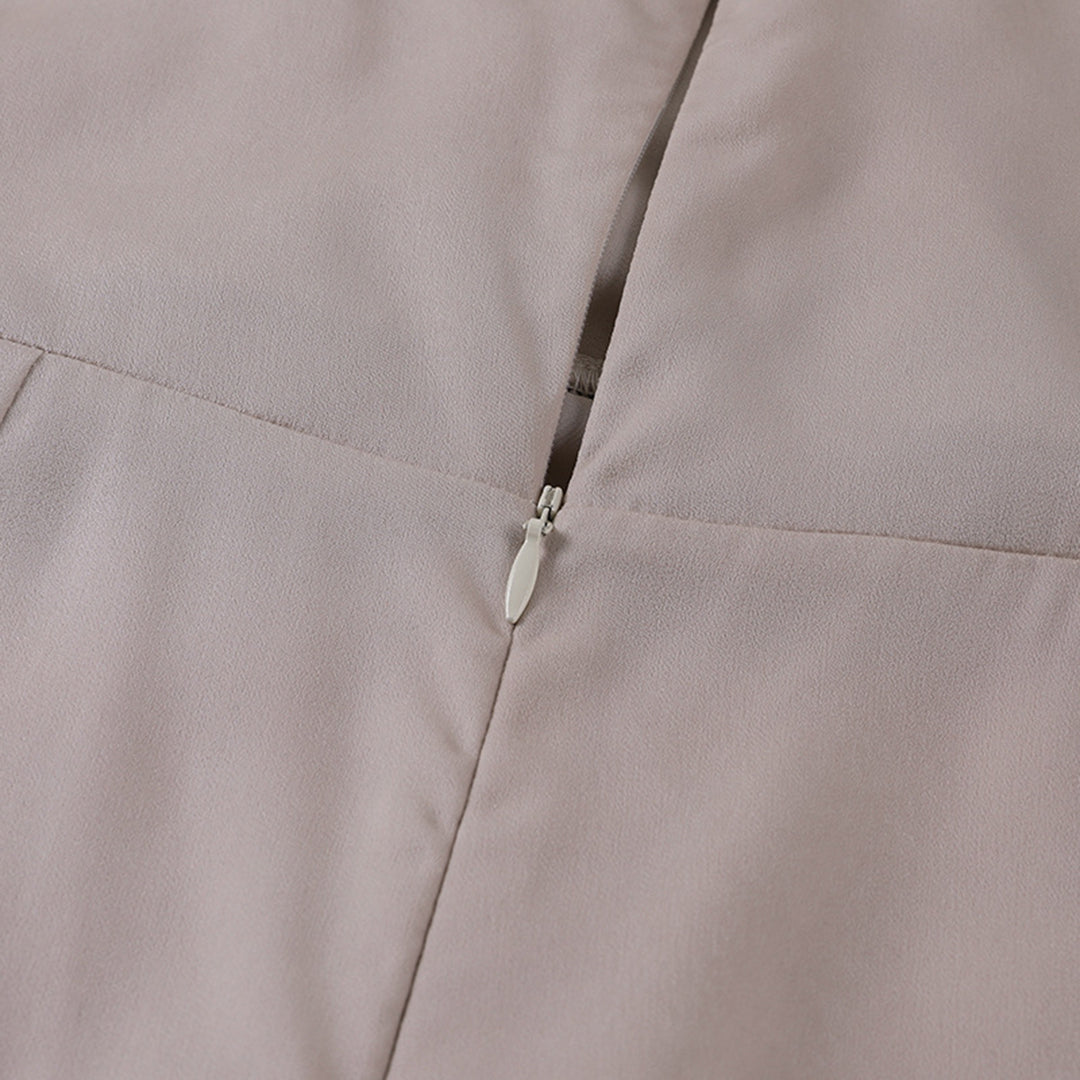 La Scintilla | Elegant Dress with Victoria Neckline