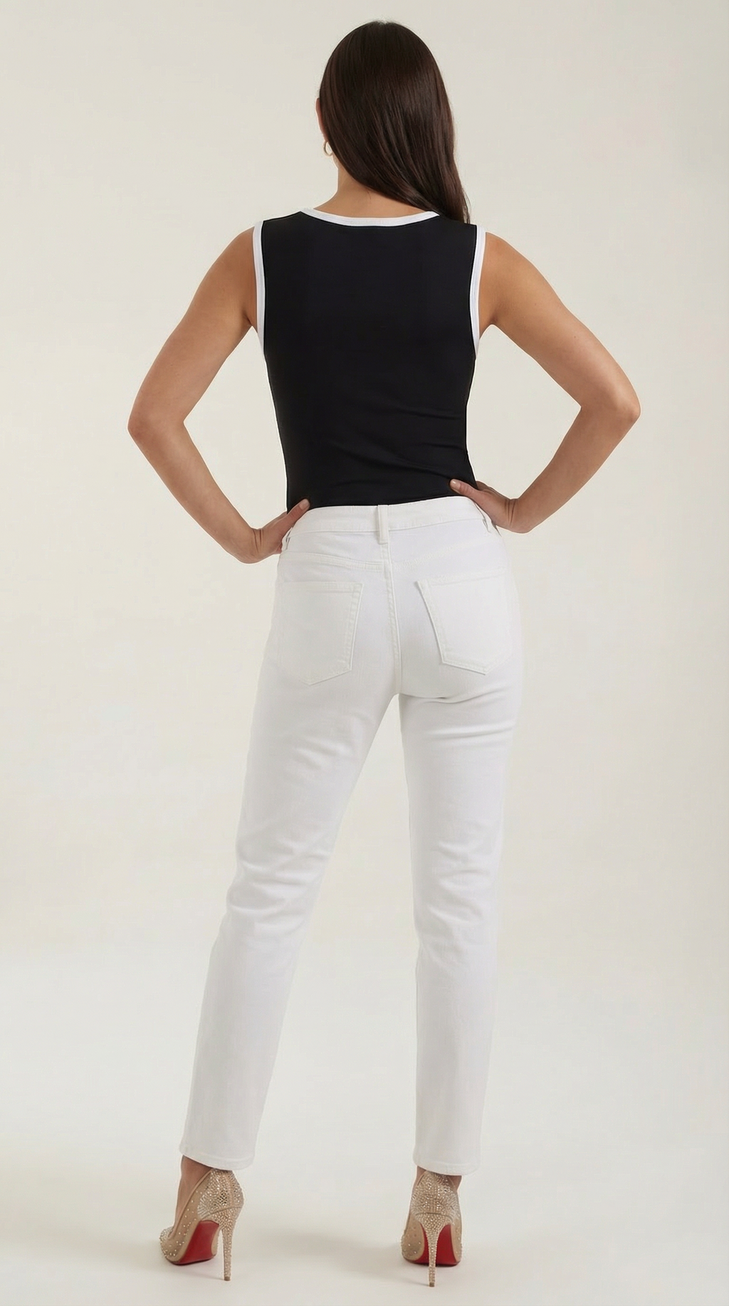Hilary top with square neckline
