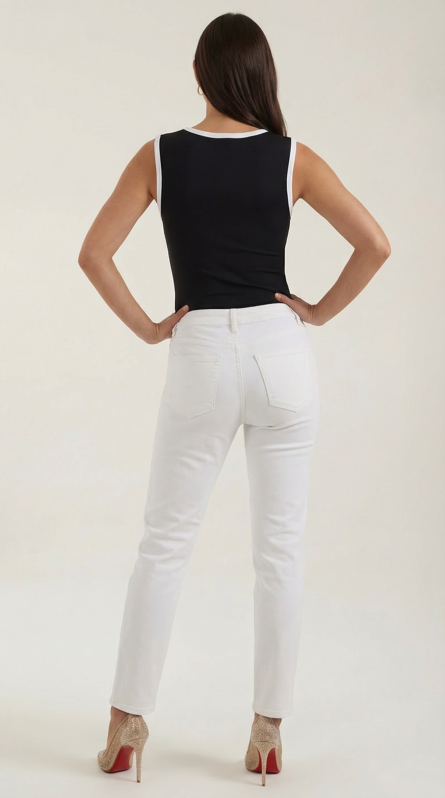 Hilary top with square neckline