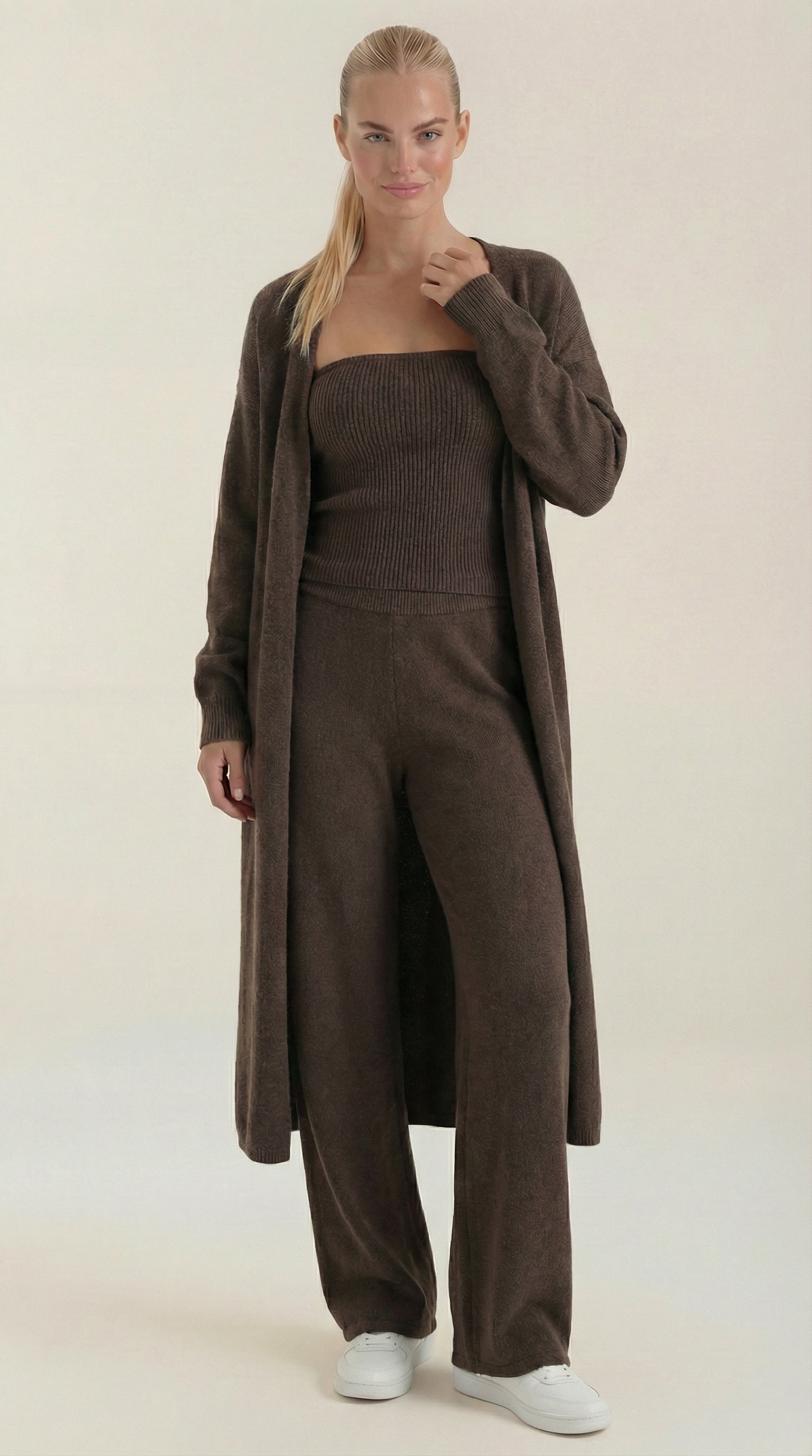 Jeanne Strick Loungewear Set